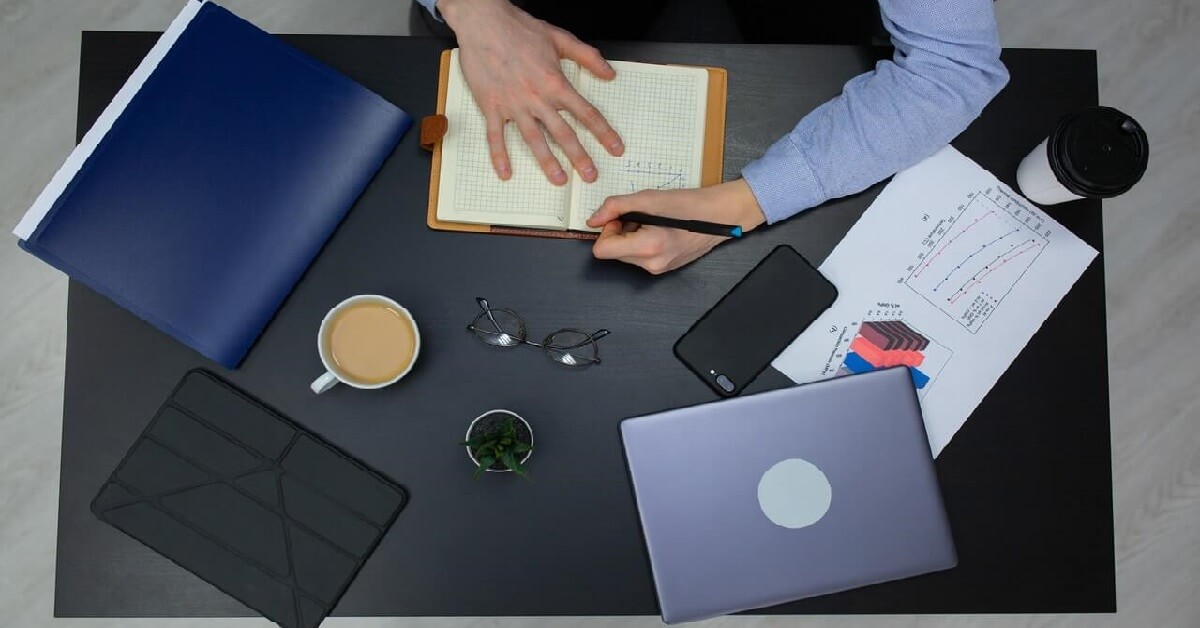 lavoro ibrido il futuro del lavoro
